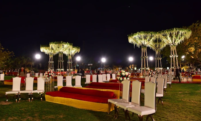 Vrindavan Premium Lawns